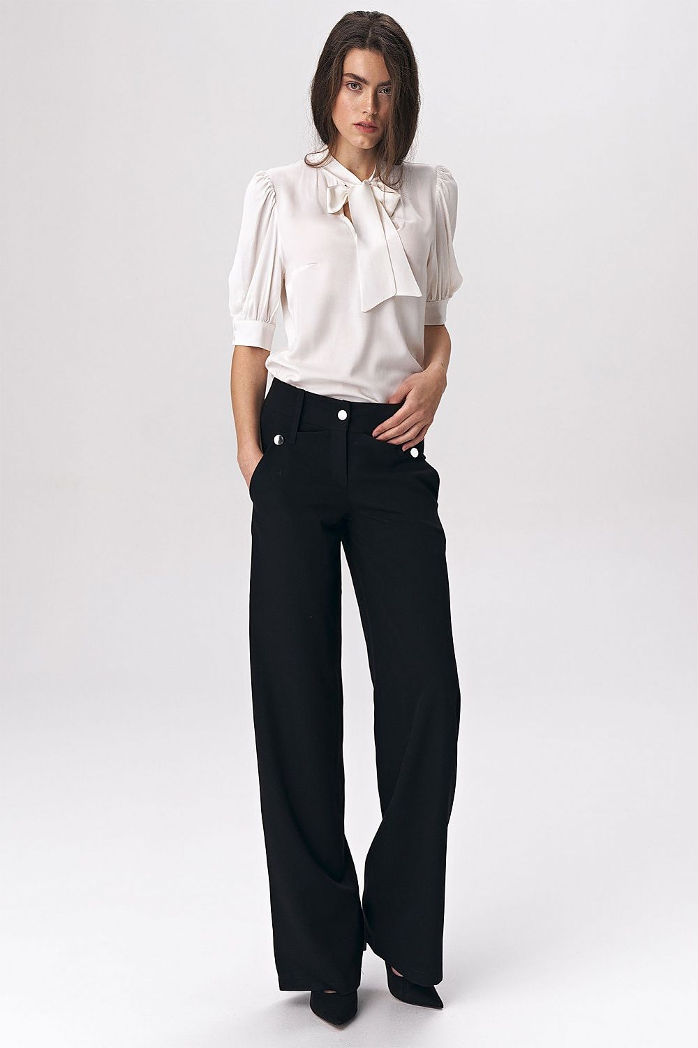  Pantaloni de damă model 140890 Nife 