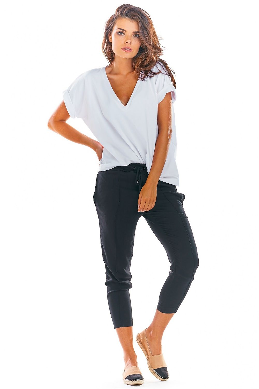  Pantaloni de damă model 144655 awama 