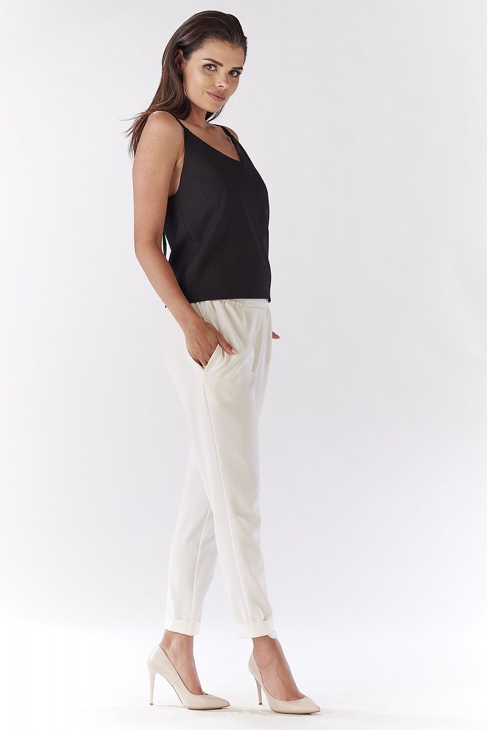 Pantaloni de damă model 144697 awama 