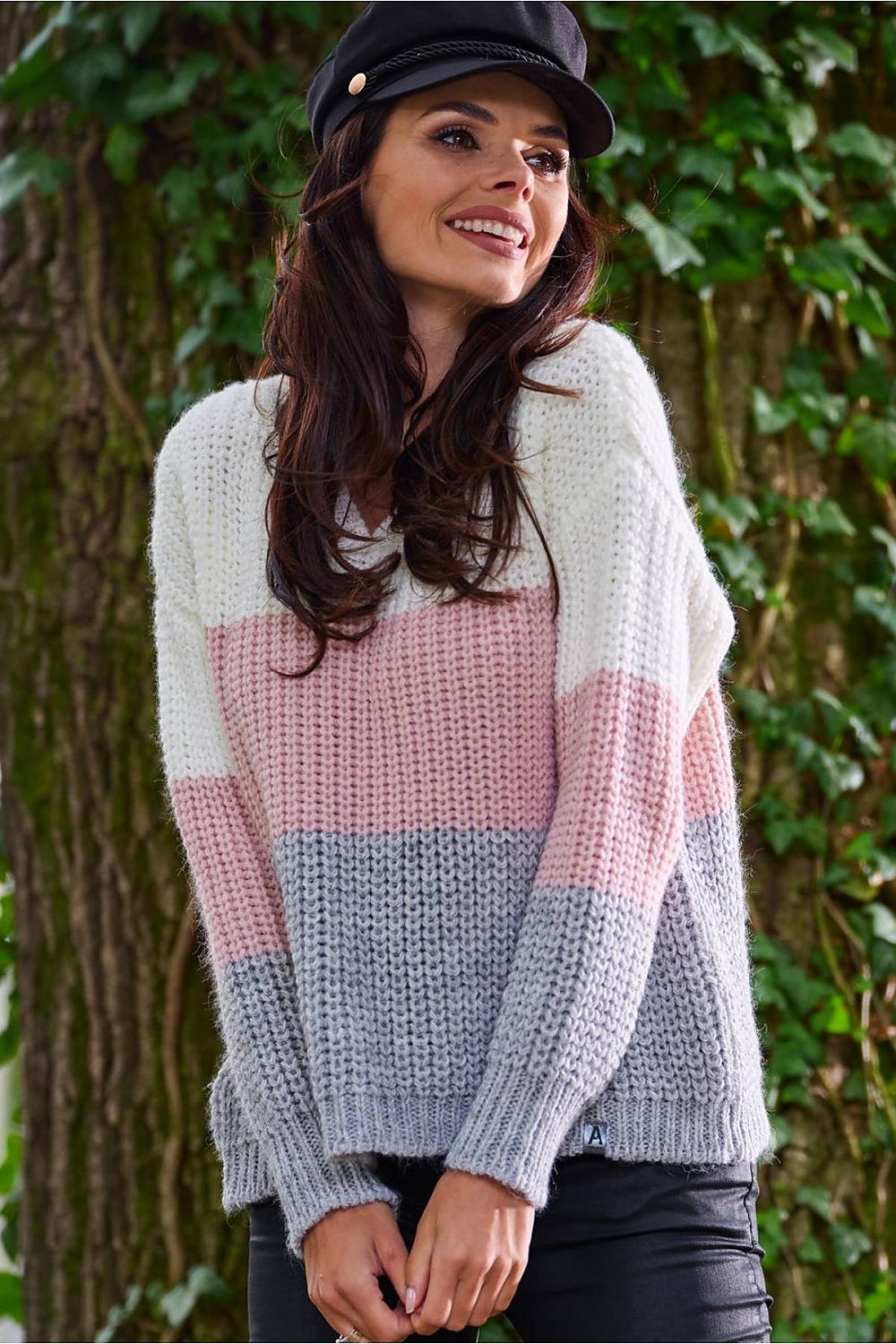  Pulover model 149738 awama 