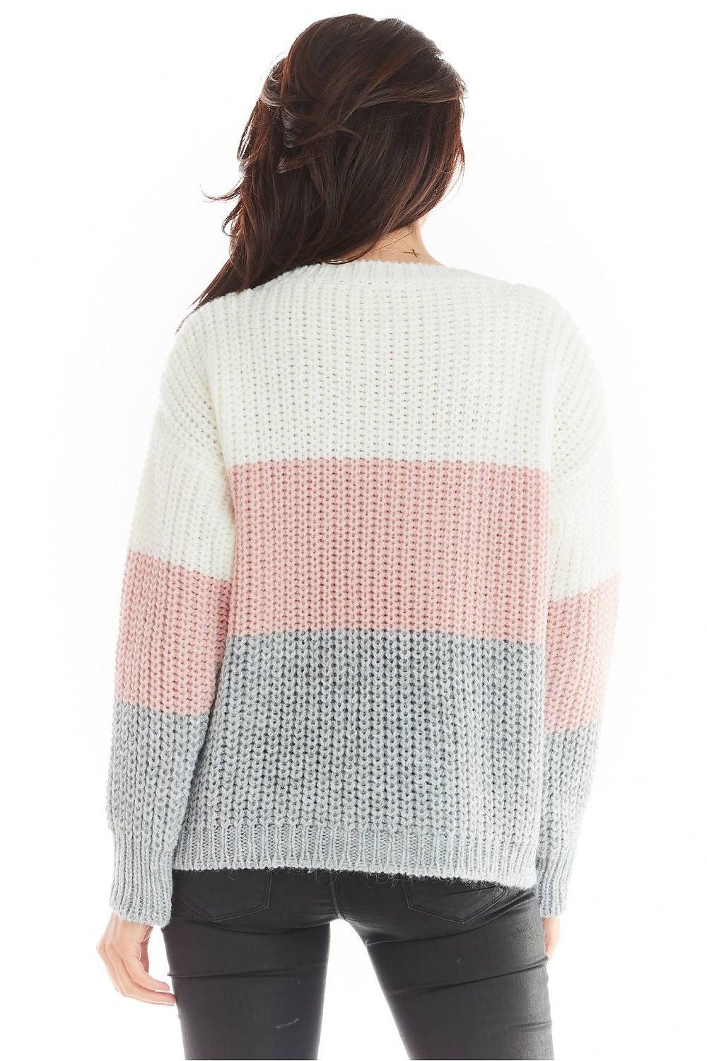  Pulover model 149738 awama 