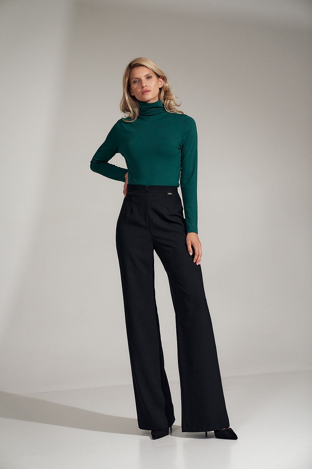  Pantaloni de damă model 150789 Figl 