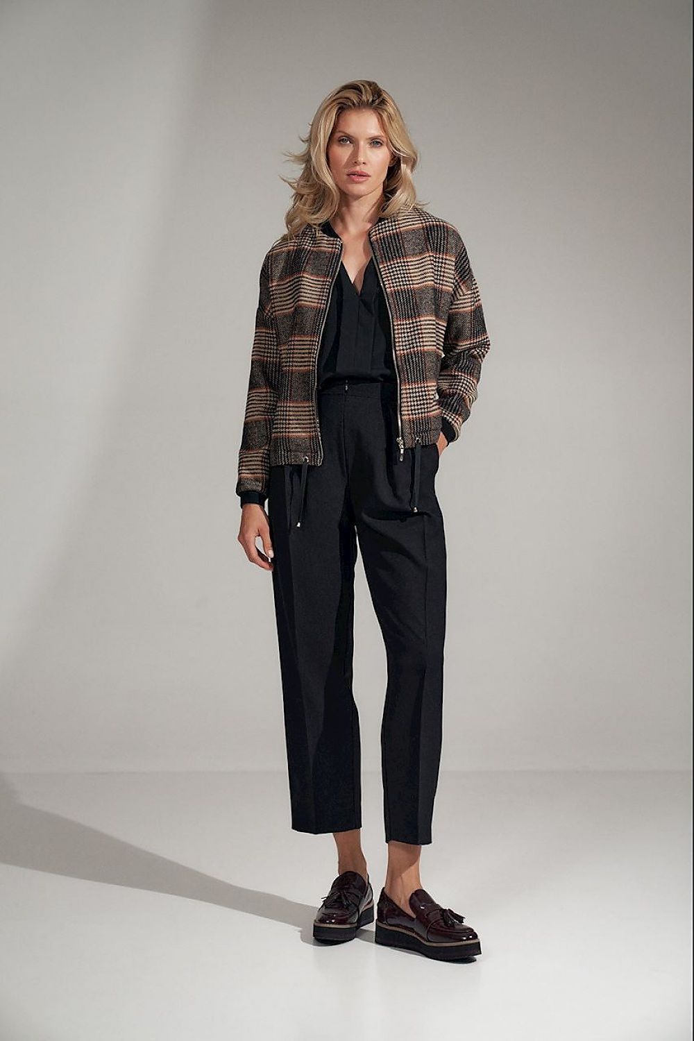  Pantaloni de damă model 150792 Figl 