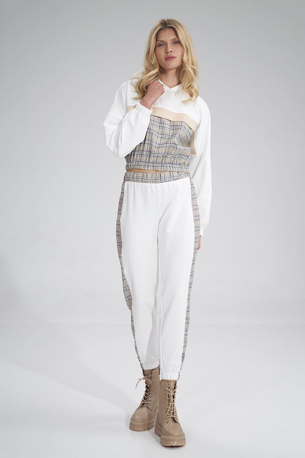  Pantaloni de trening model 154688 Figl 