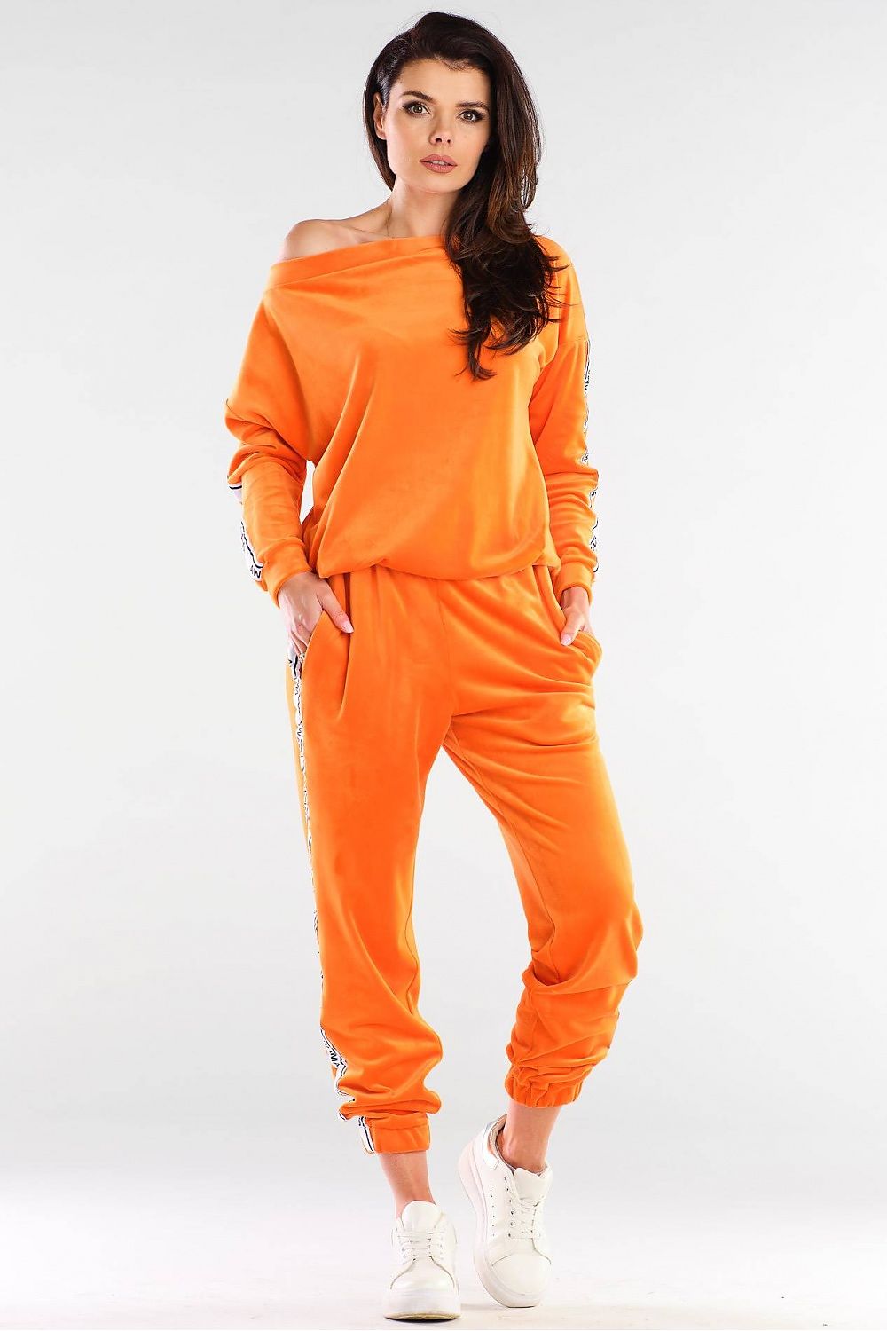  Pantaloni de trening model 154804 awama 