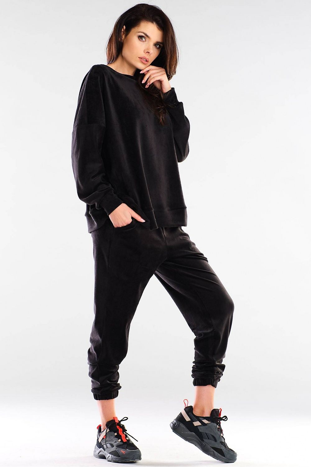  Pantaloni de trening model 155473 awama 