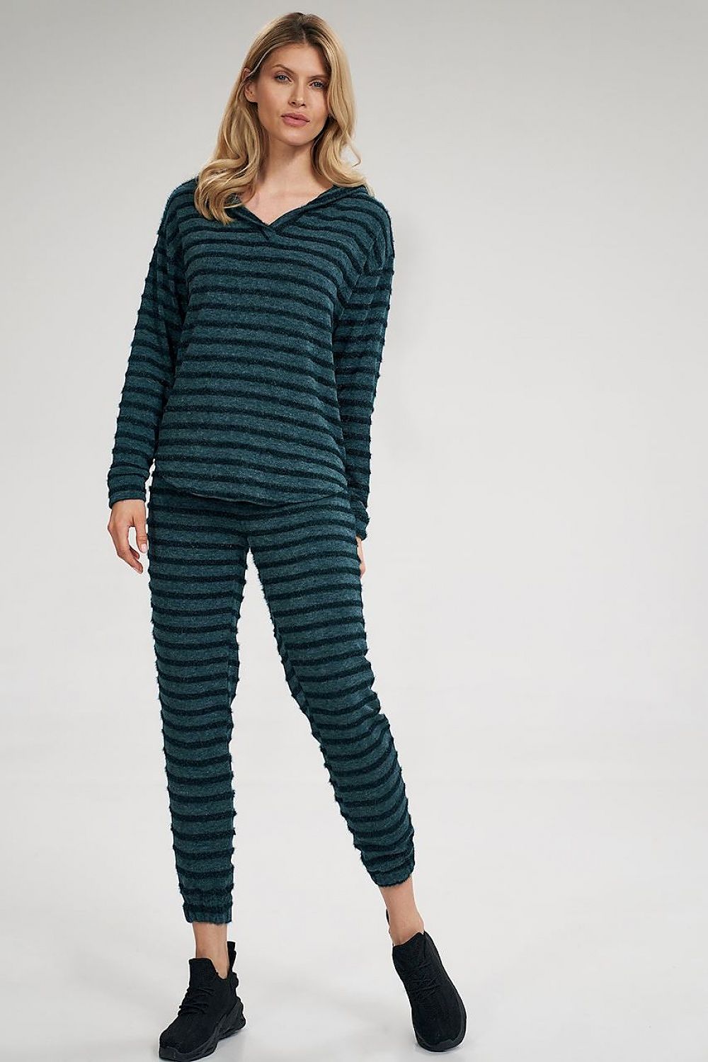  Pantaloni de trening model 162306 Figl 