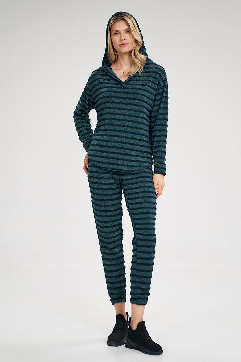  Pantaloni de trening model 162306 Figl 