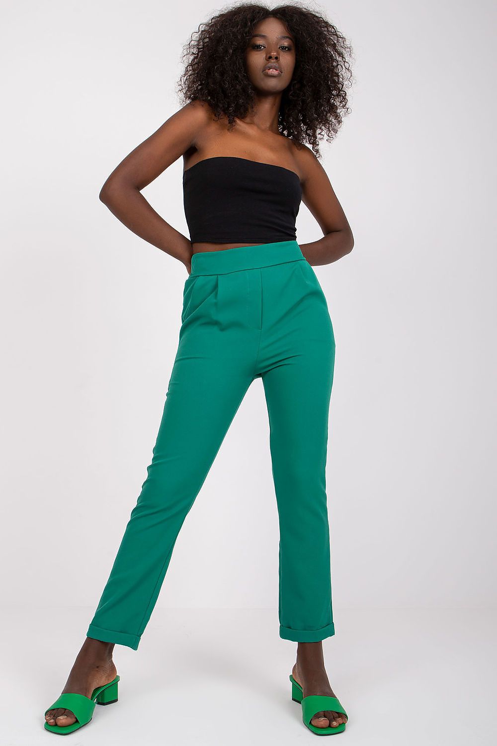  Pantaloni de damă model 162538 Italy Moda 