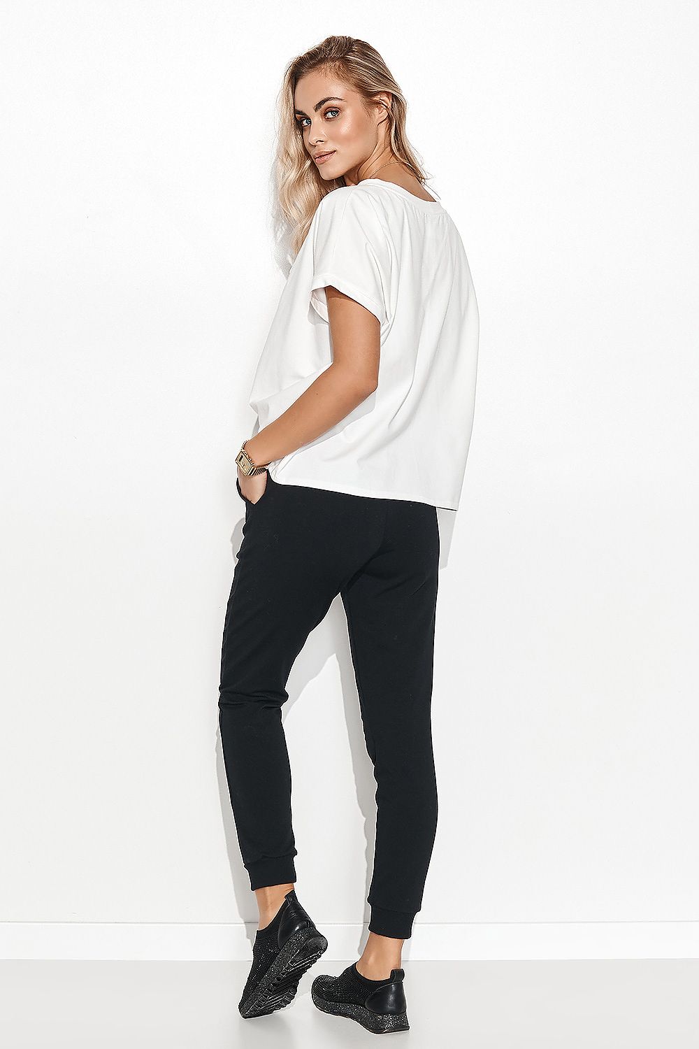  Pantaloni de trening model 162923 Makadamia 