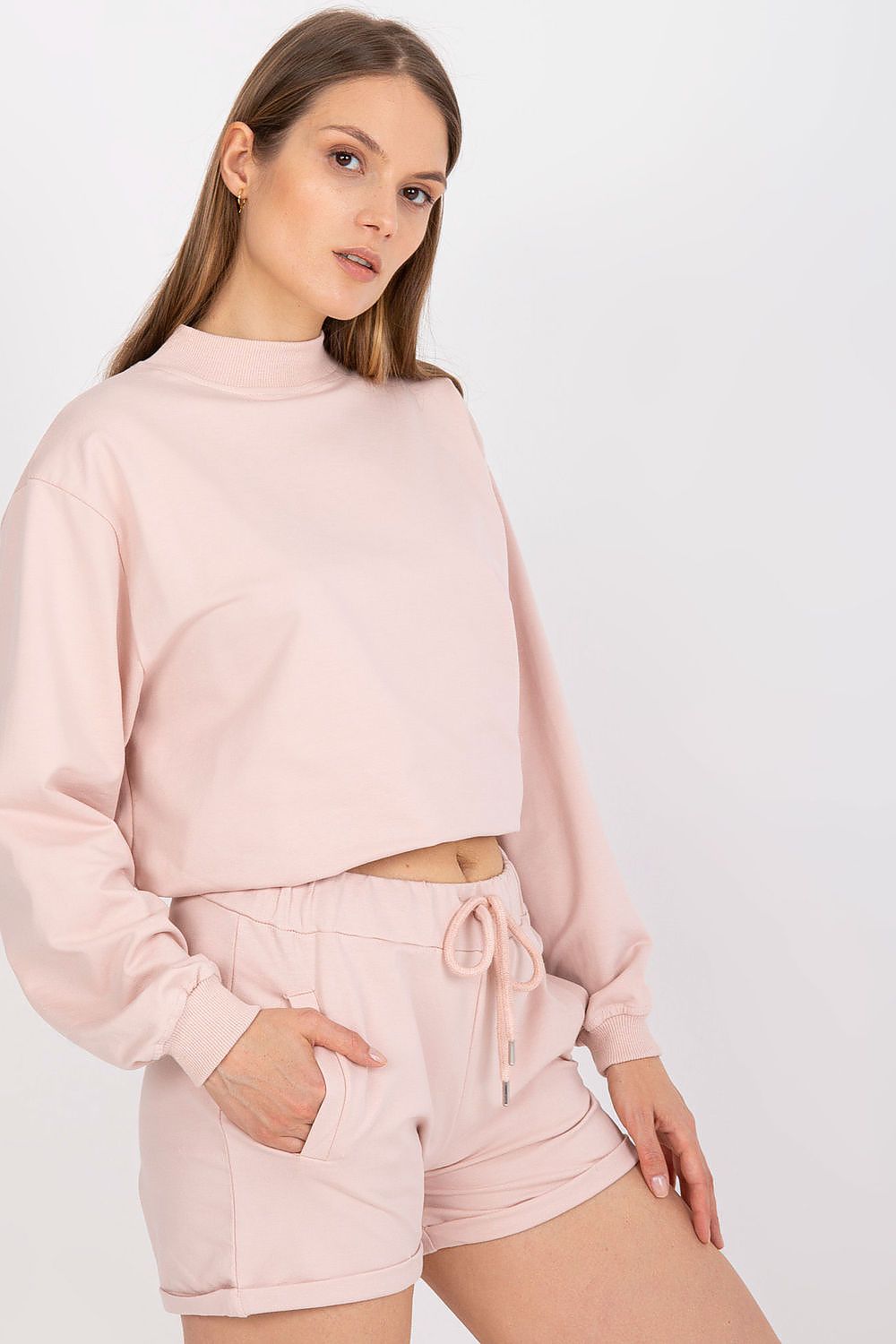  Pantaloni scurţi model 166003 BFG 