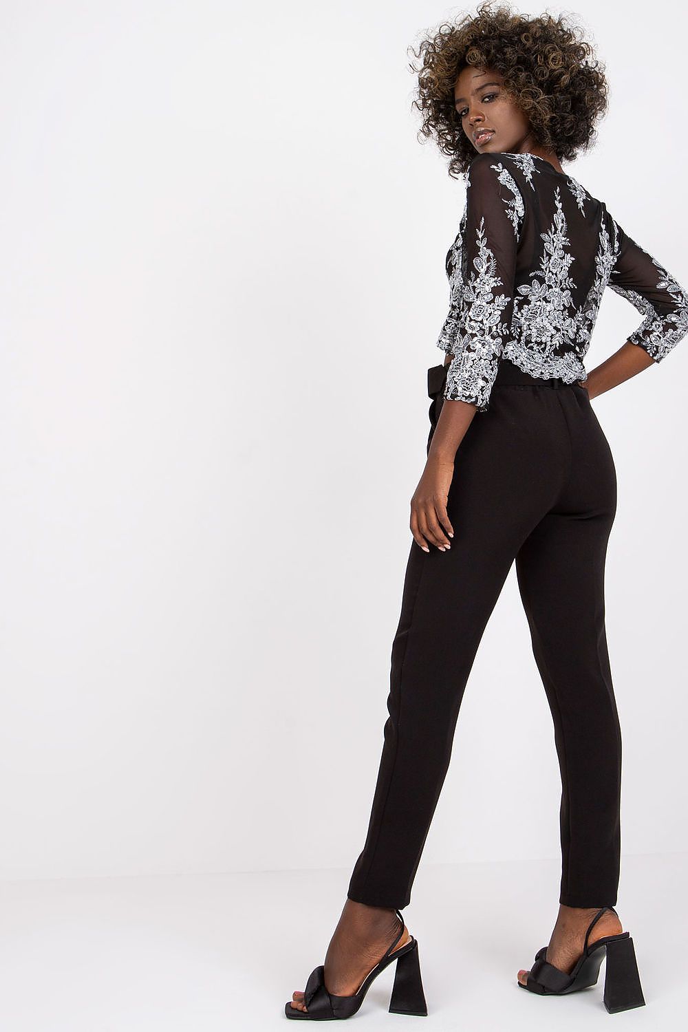 Pantaloni de damă model 166889 Italy Moda 