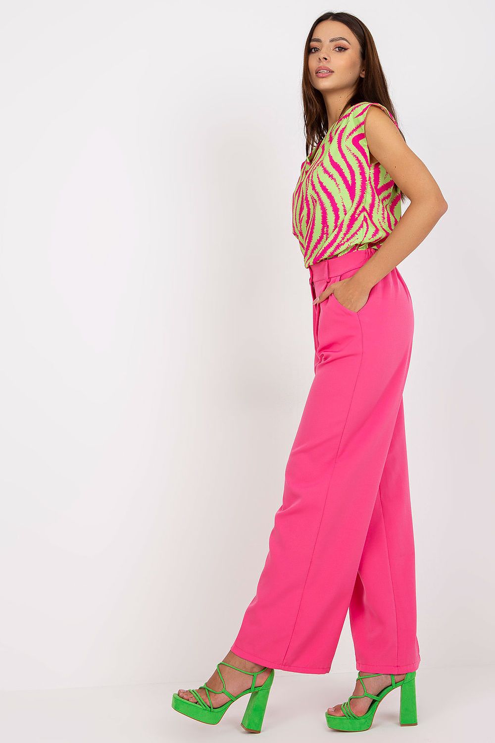  Pantaloni de damă model 166966 Italy Moda 
