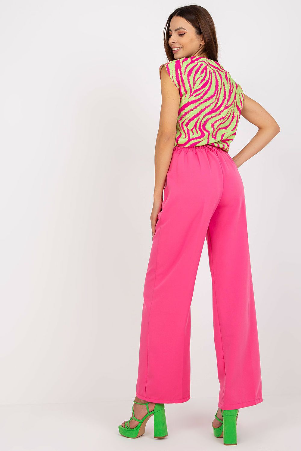  Pantaloni de damă model 166966 Italy Moda 