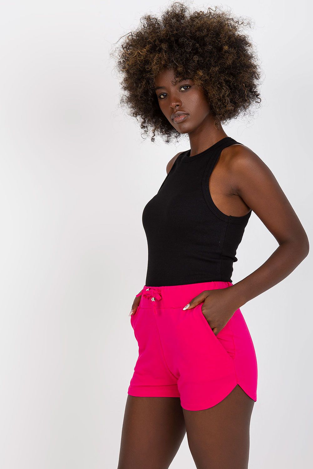 Pantaloni scurţi model 167122 BFG 