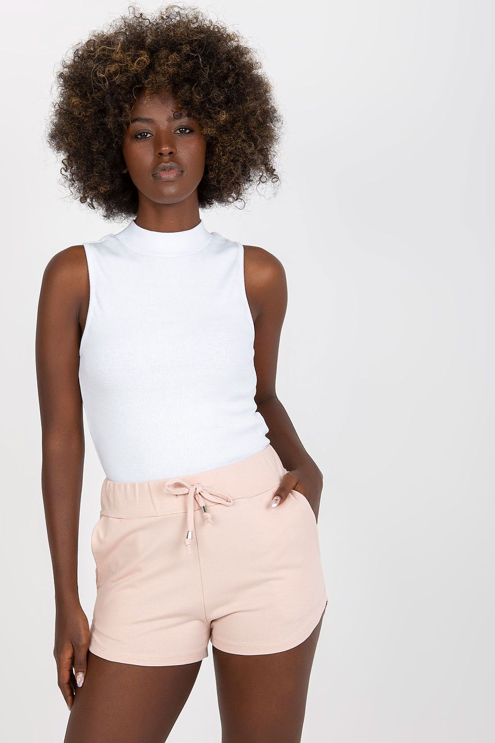  Pantaloni scurţi model 167125 BFG 
