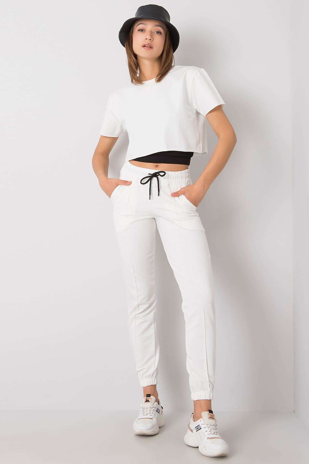  Pantaloni de damă model 168891 Rue Paris 