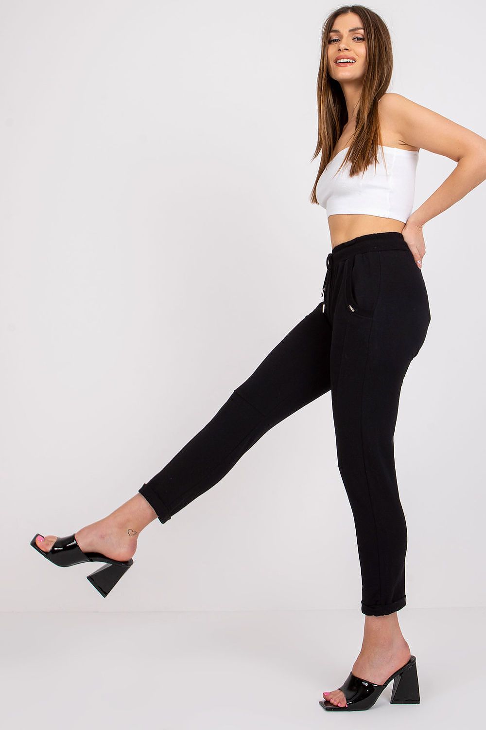  Pantaloni de trening model 169088 Relevance 