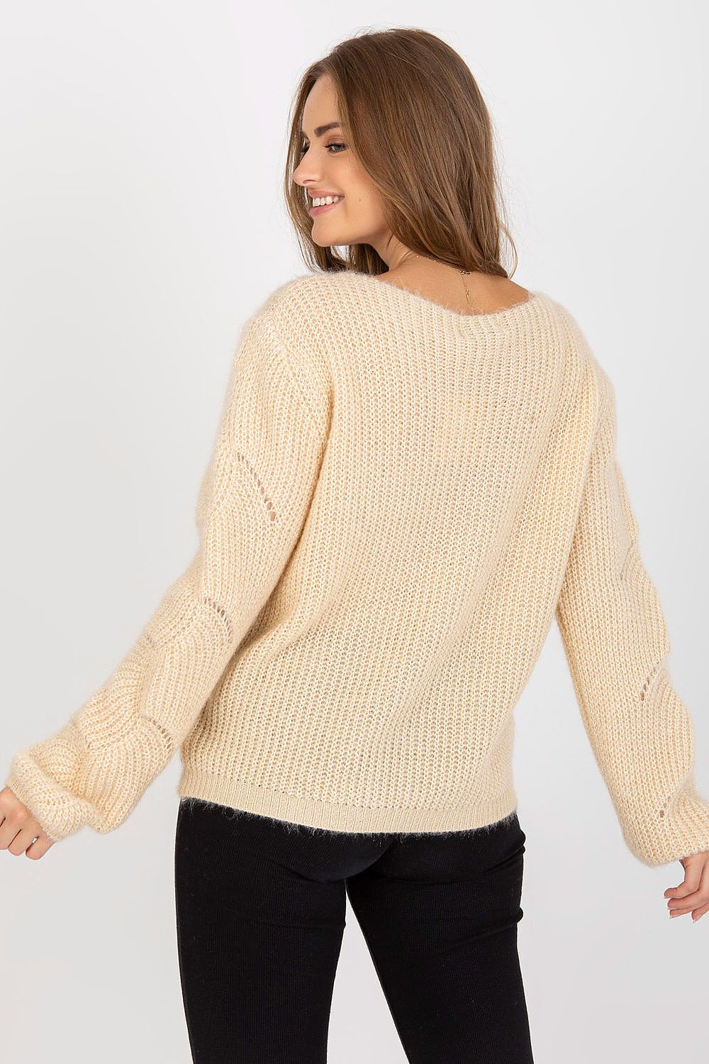  Pulover model 170121 Och Bella 