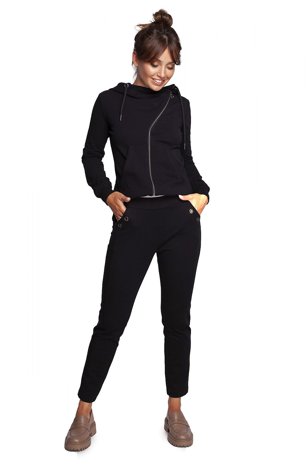  Pantaloni de damă model 170184 BeWear 