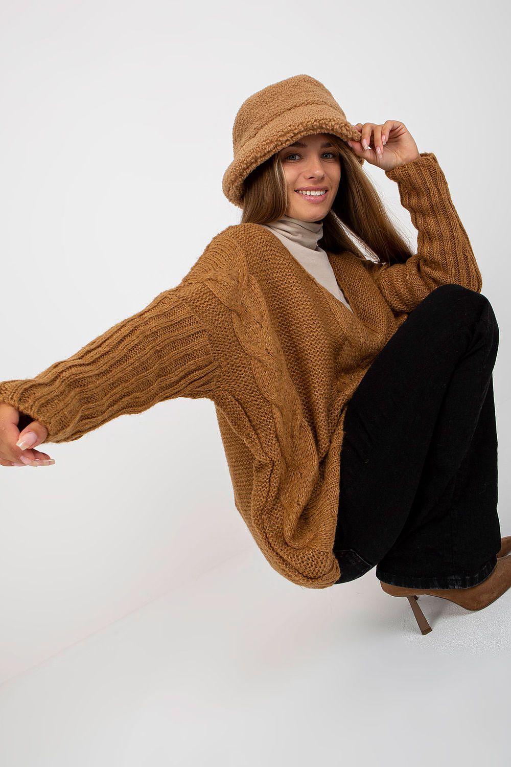  Pulover model 170990 Och Bella 