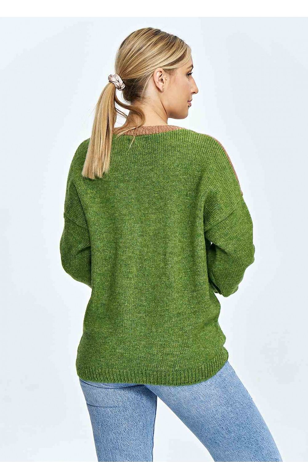  Pulover model 172072 Figl 