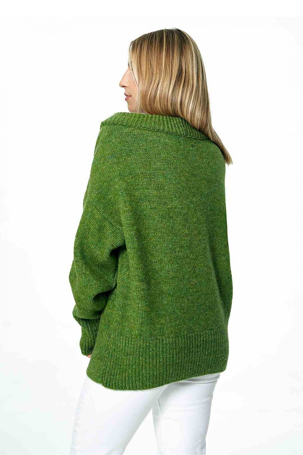  Pulover model 172266 Figl 