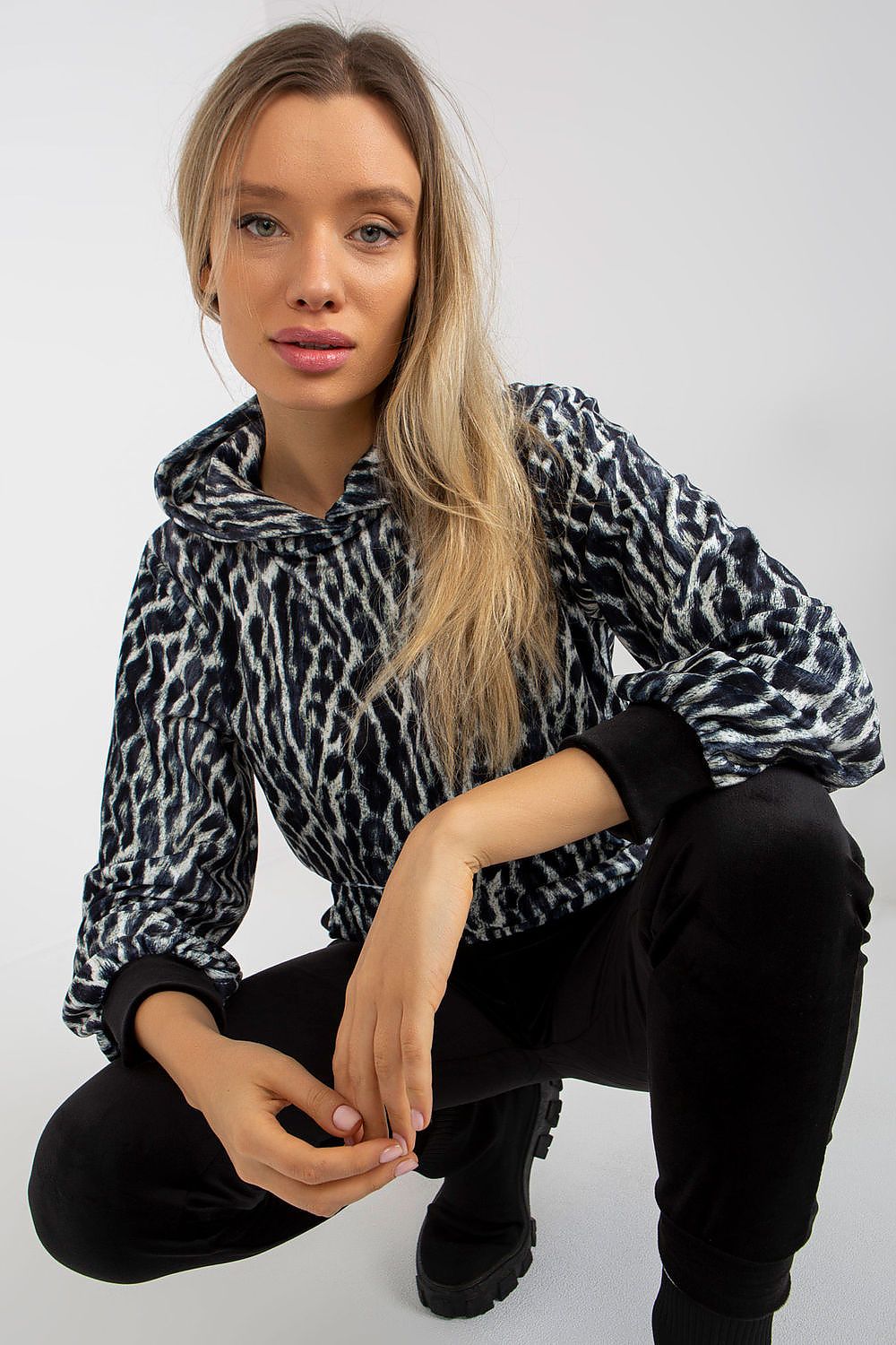  Completă model 173356 Rue Paris 