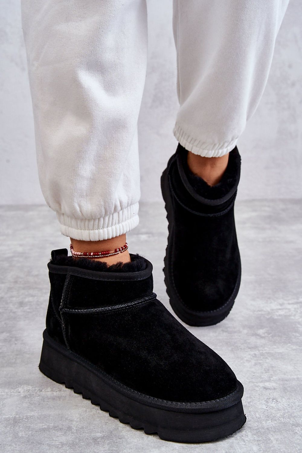  Moon boots model 174769 Step in style 