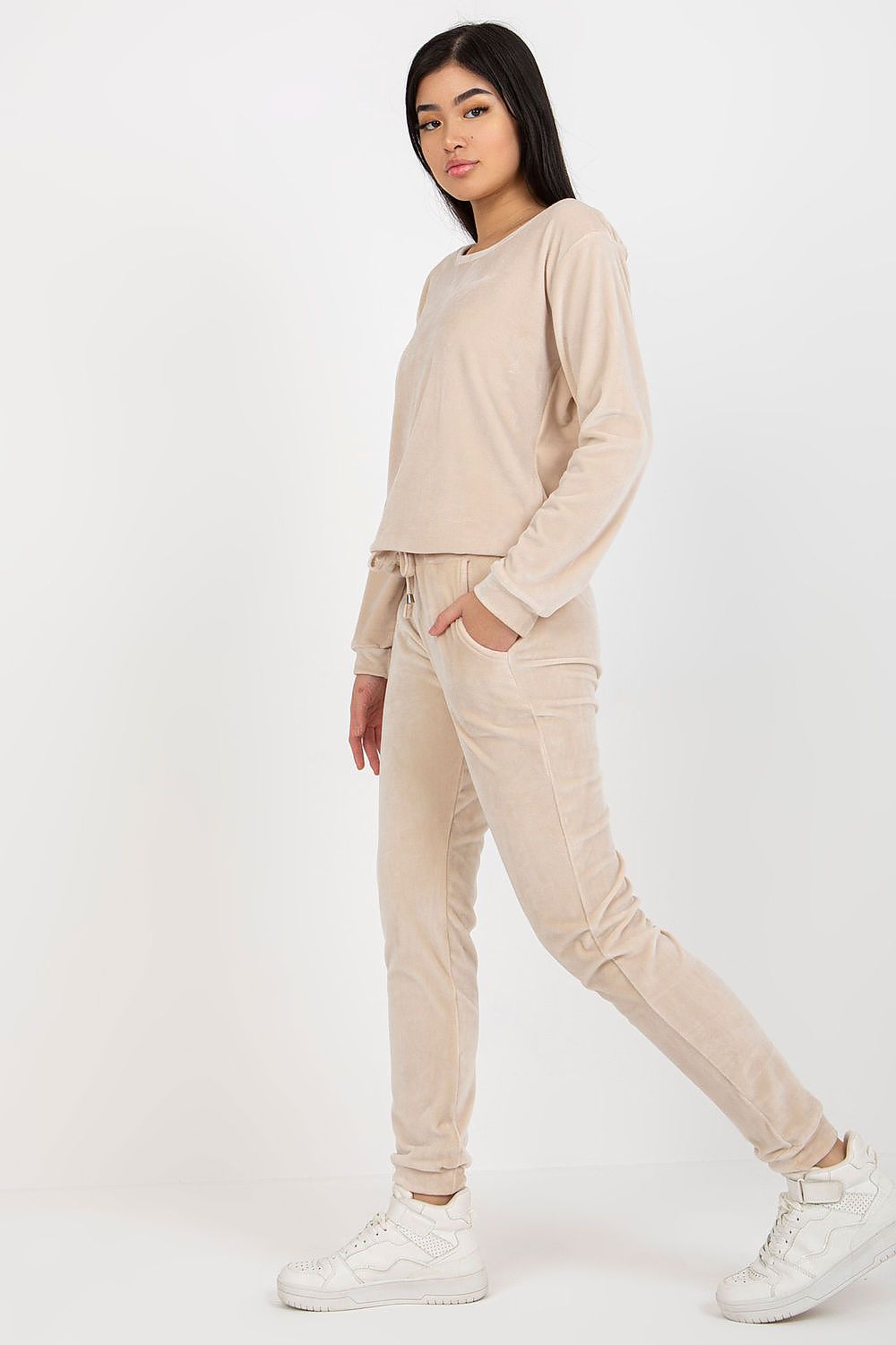  Completă model 175104 Rue Paris 