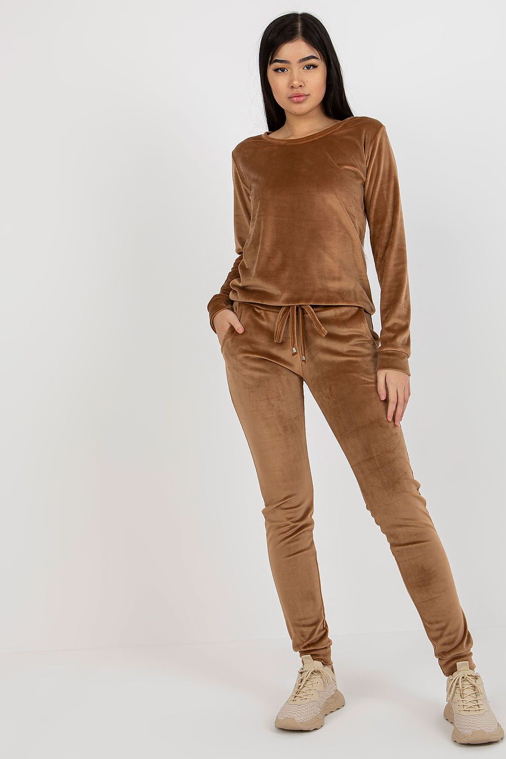  Completă model 175112 Rue Paris 