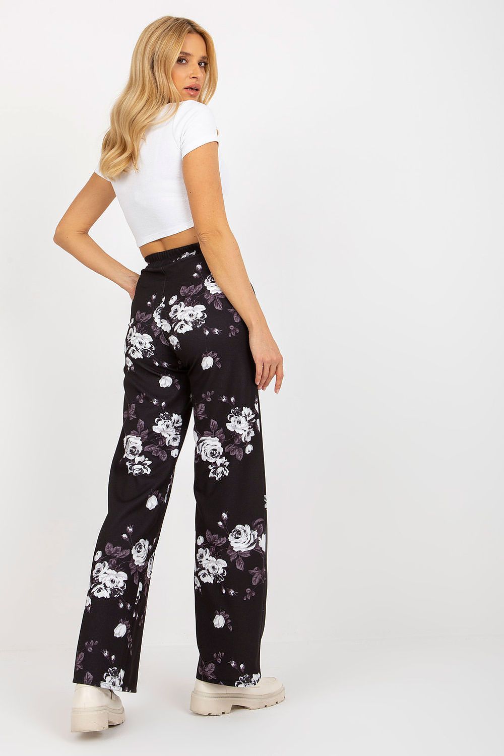  Pantaloni de damă model 175770 Lakerta 