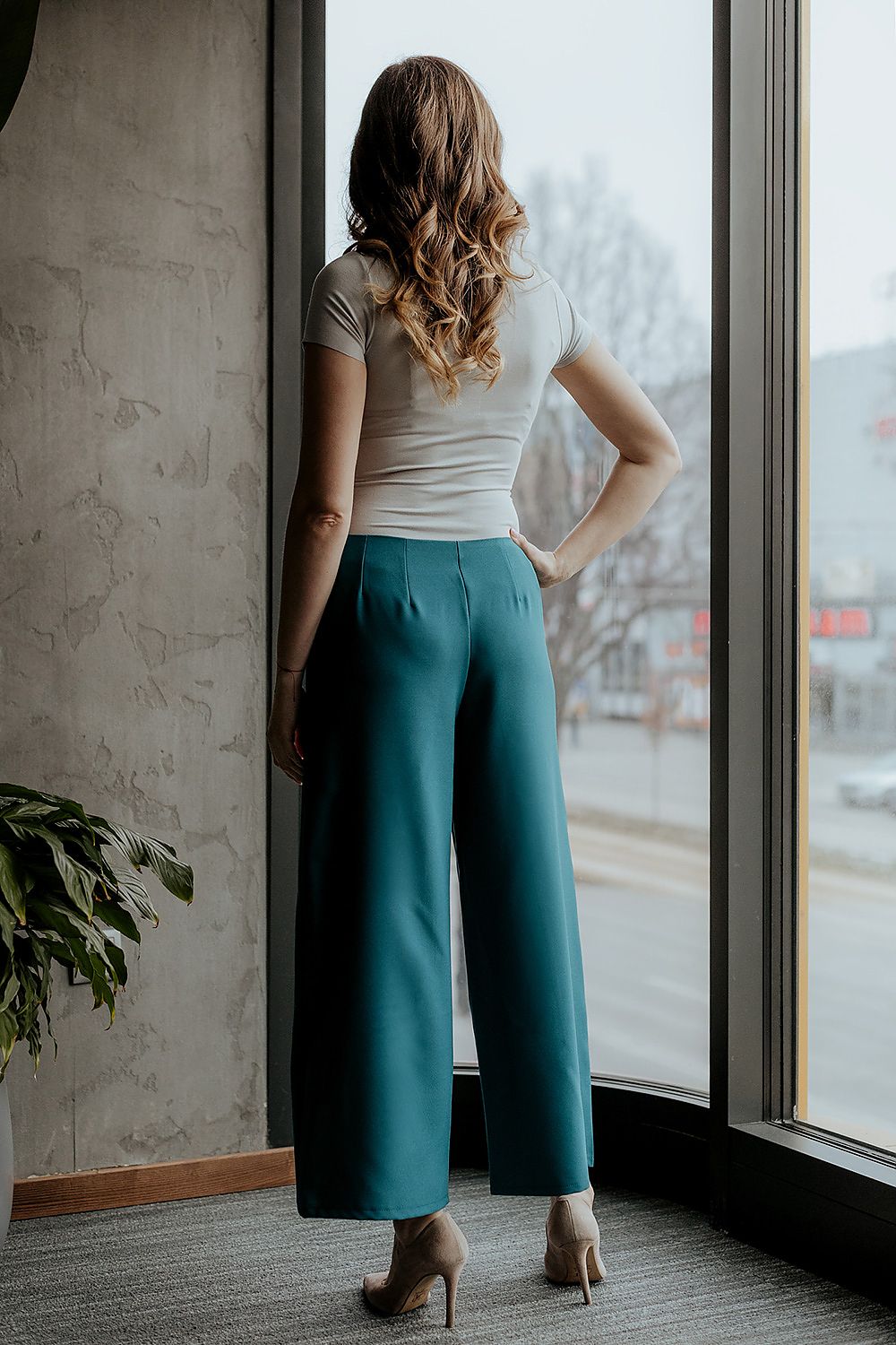 Pantaloni de damă model 176699 Tessita 