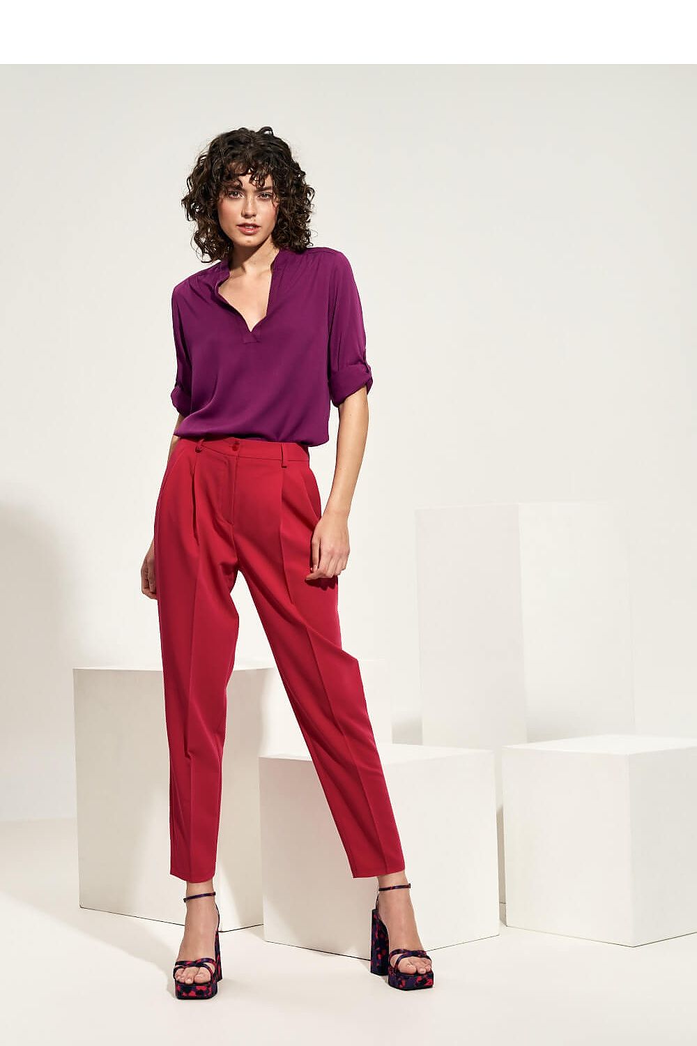  Pantaloni de damă model 178003 Nife 