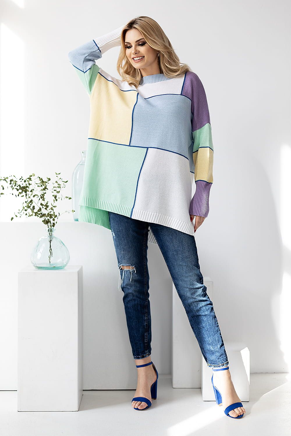  Pulover model 178651 PeeKaBoo 