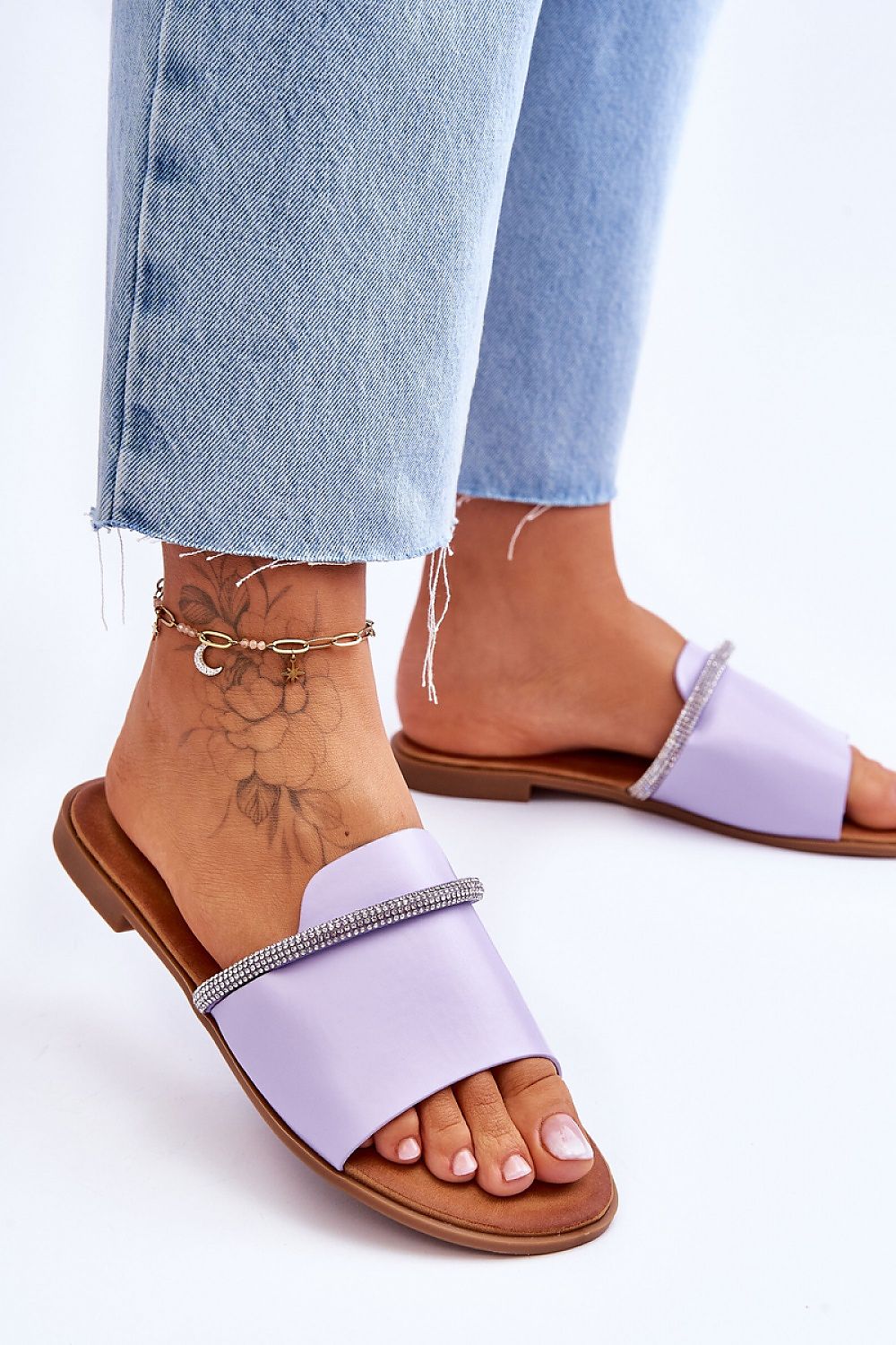  Şlapi model 179615 Step in style 