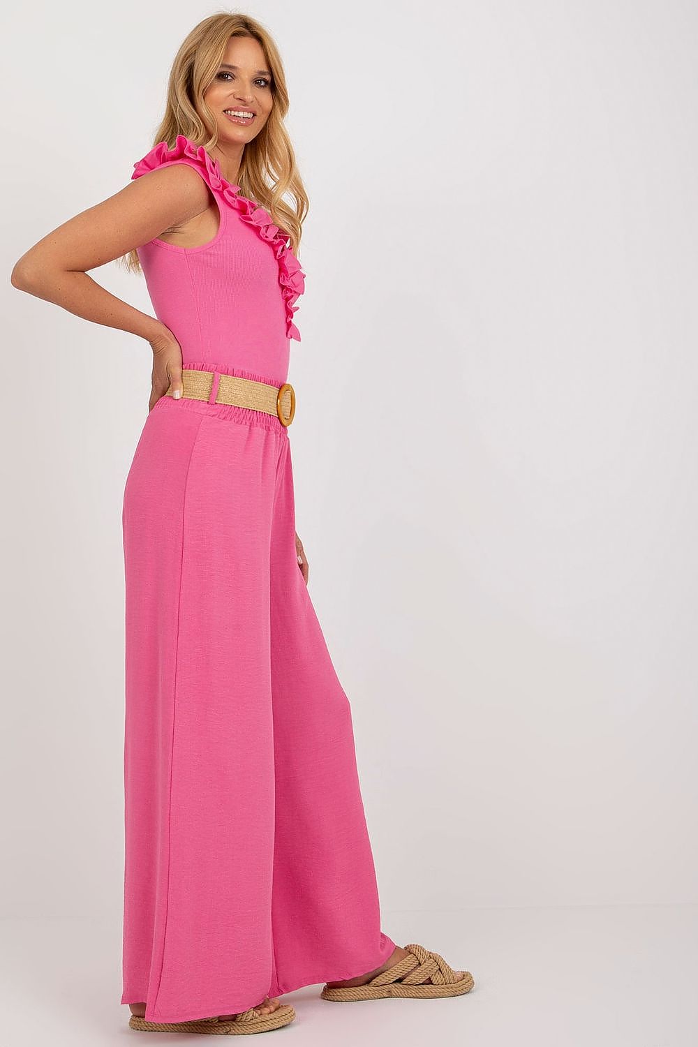  Pantaloni de damă model 180156 Italy Moda 