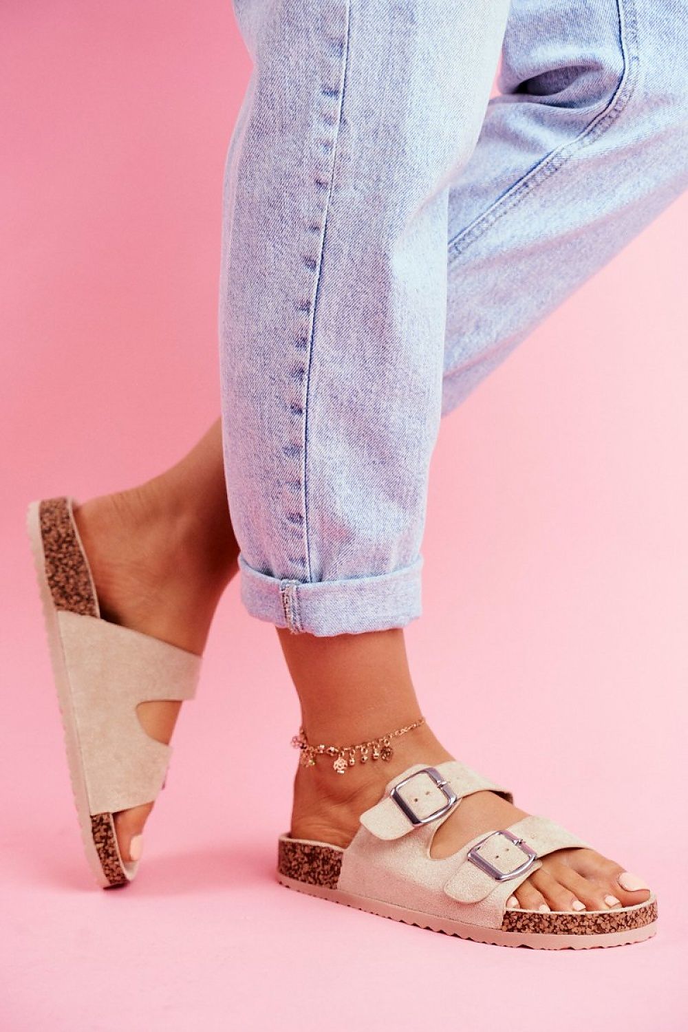  Şlapi model 180692 Step in style 