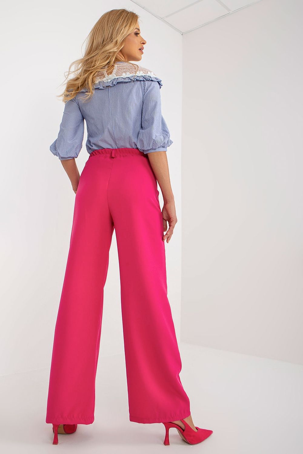  Pantaloni de damă model 181350 Italy Moda 