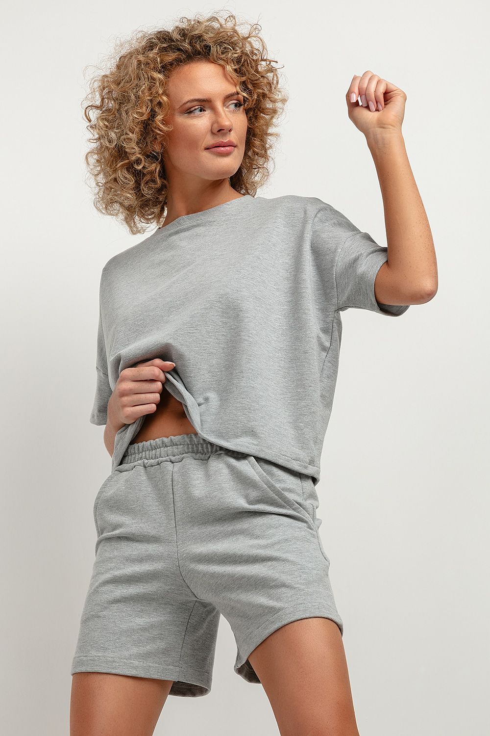  Pantaloni scurţi model 183185 Tessita 