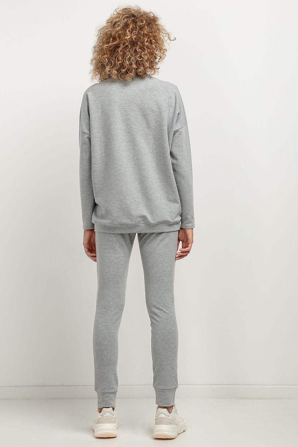  Pantaloni de trening model 183201 Tessita 