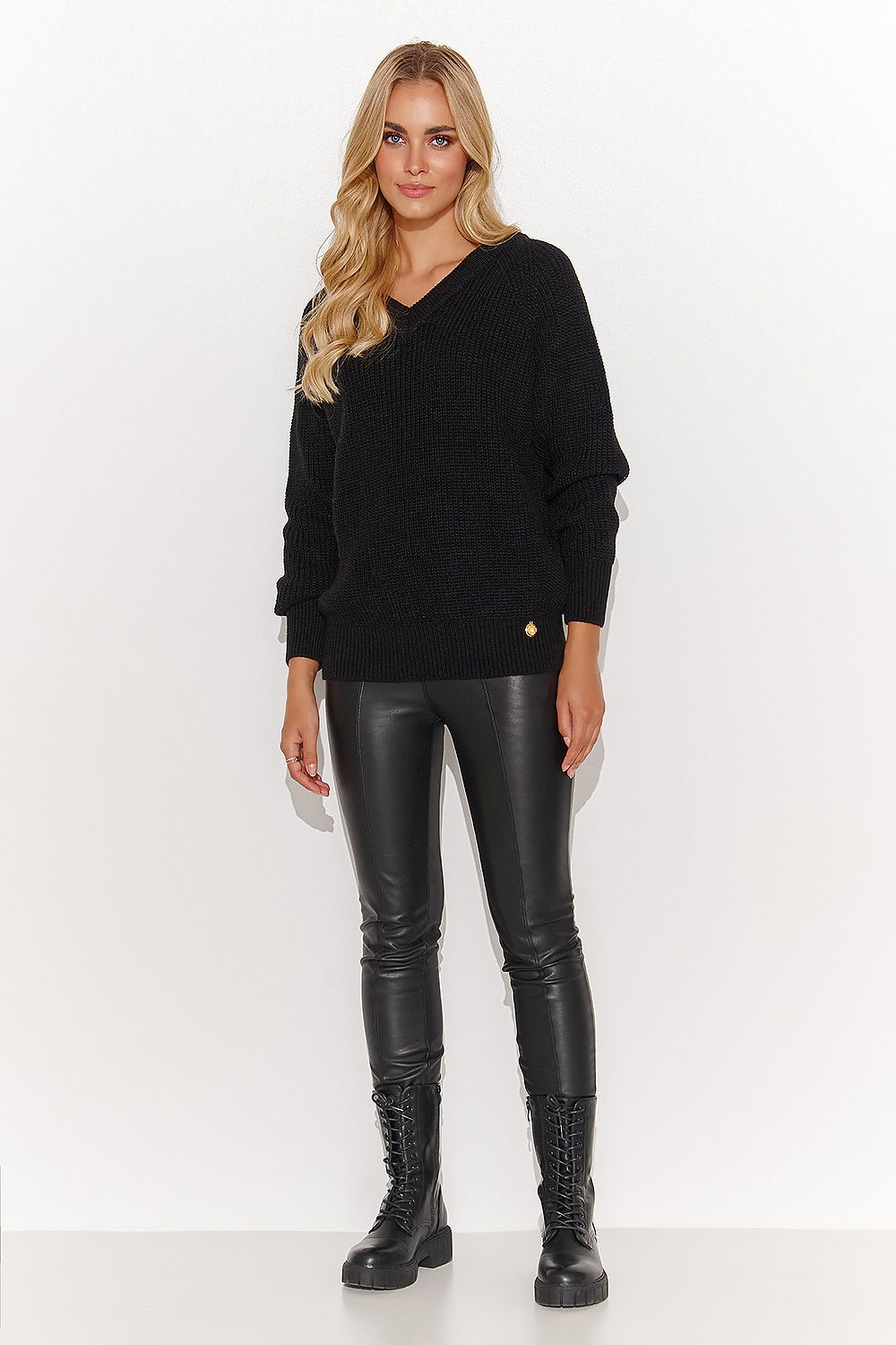  Pulover model 184784 Makadamia 