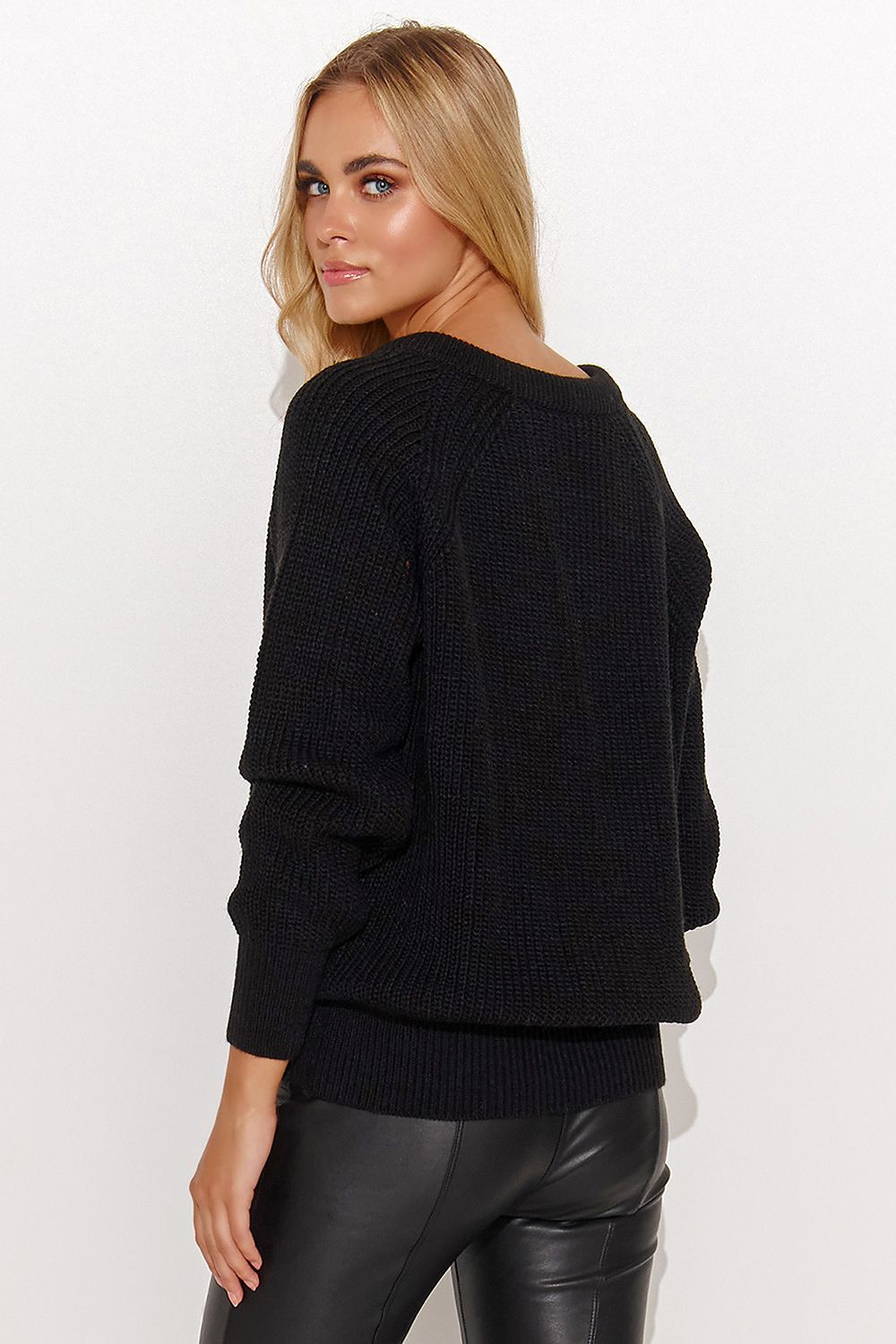  Pulover model 184784 Makadamia 
