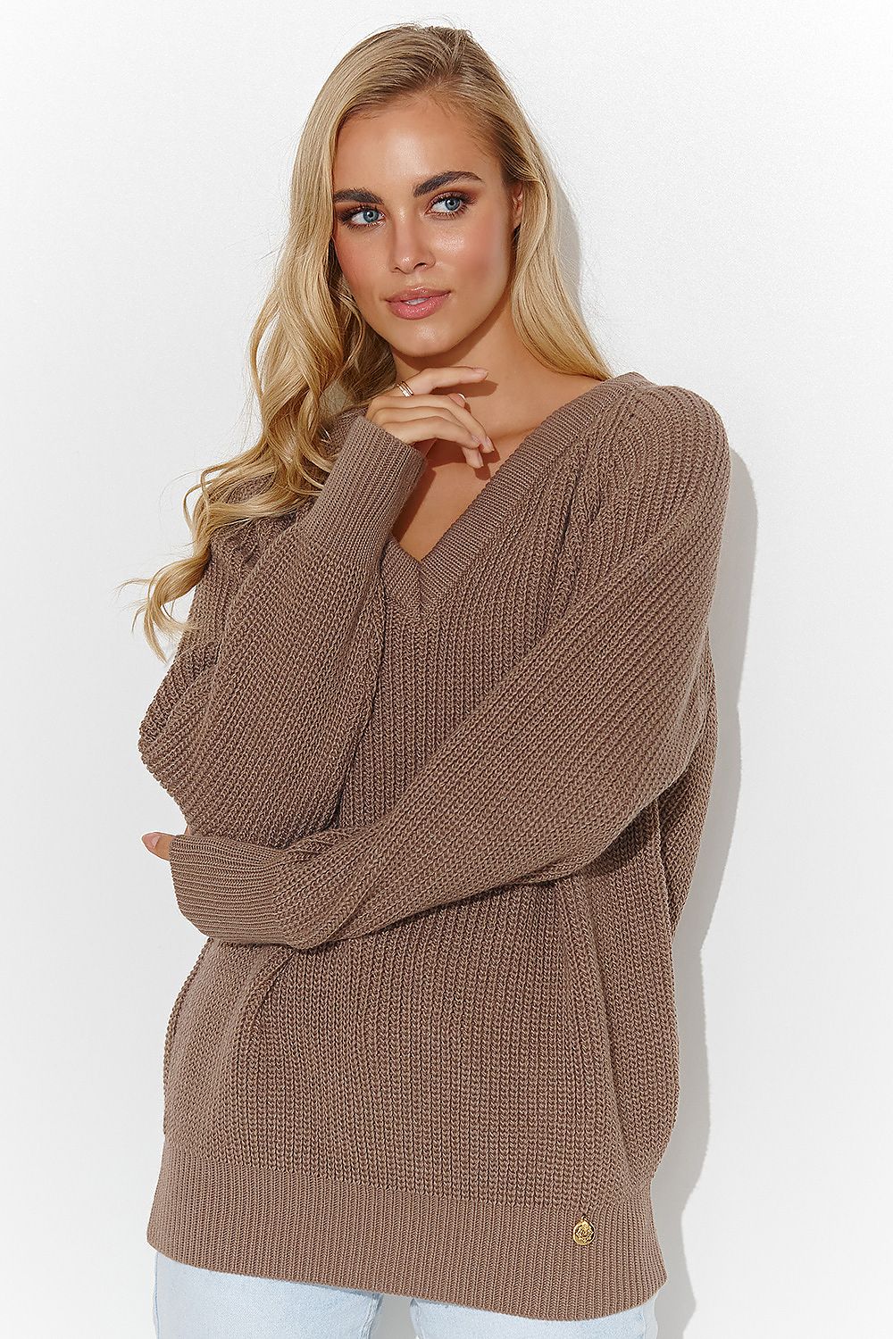  Pulover model 184785 Makadamia 