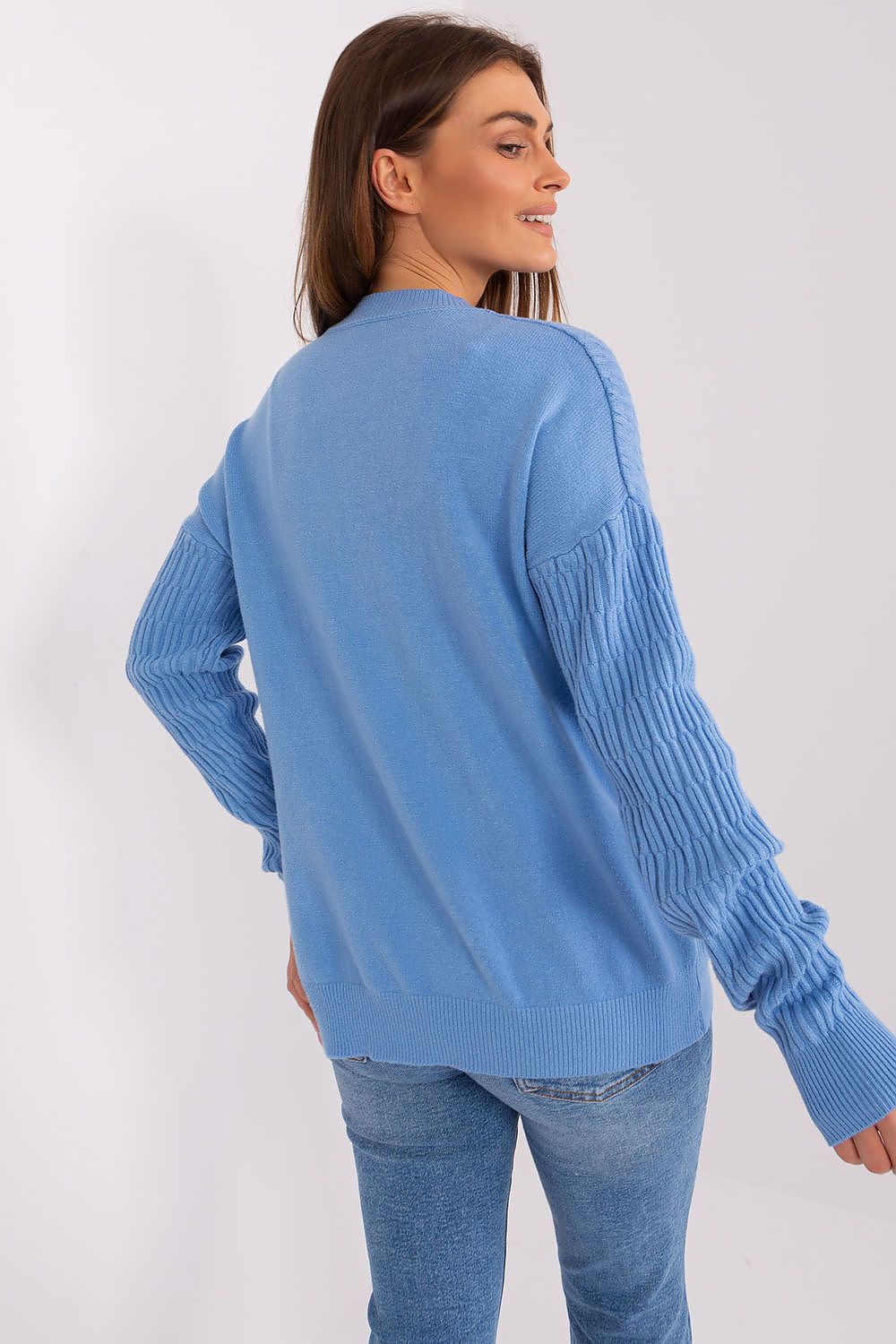  Pulover model 185727 AT 