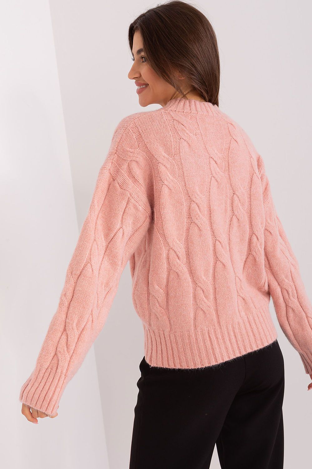  Pulover model 186548 AT 