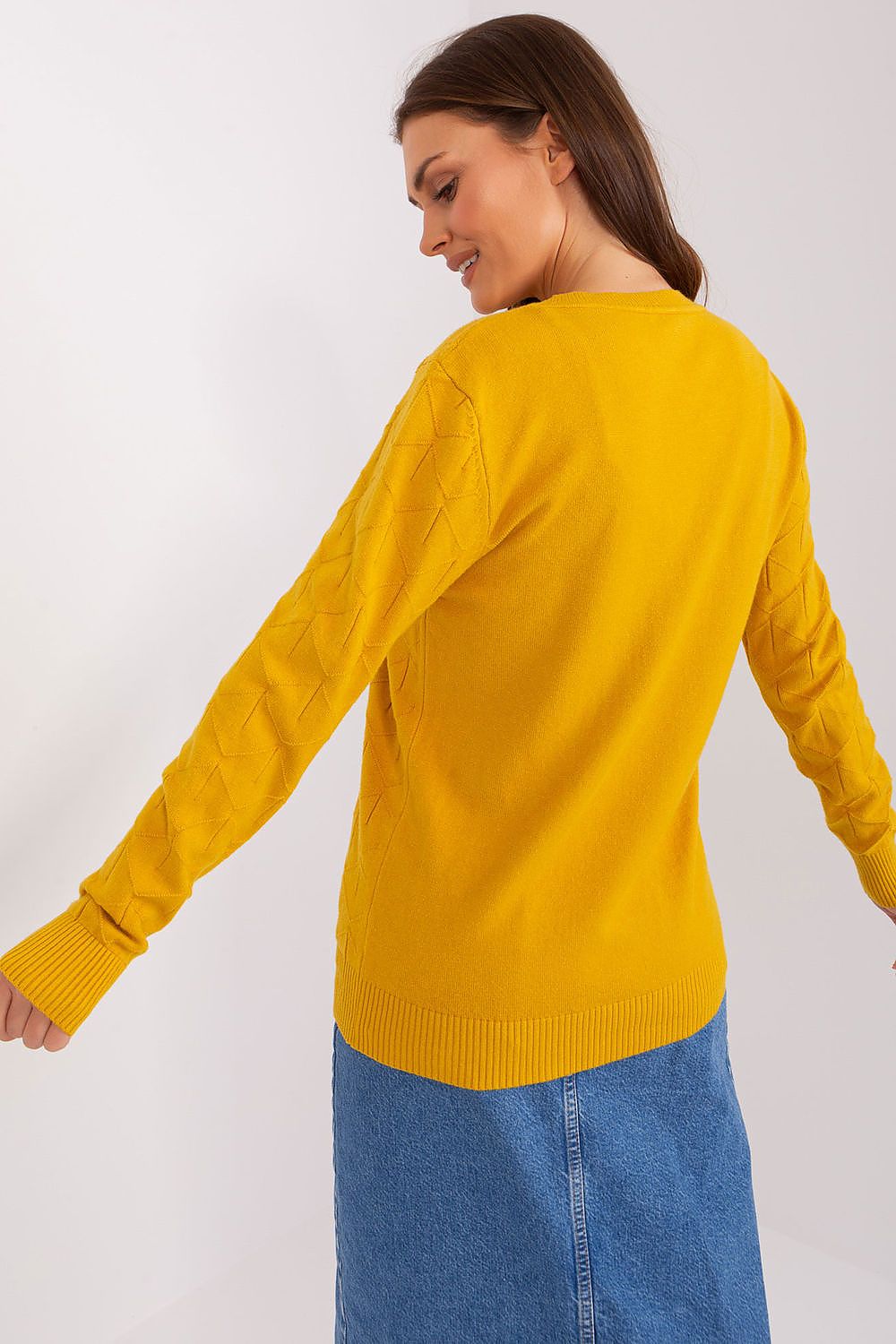  Pulover model 186561 AT 