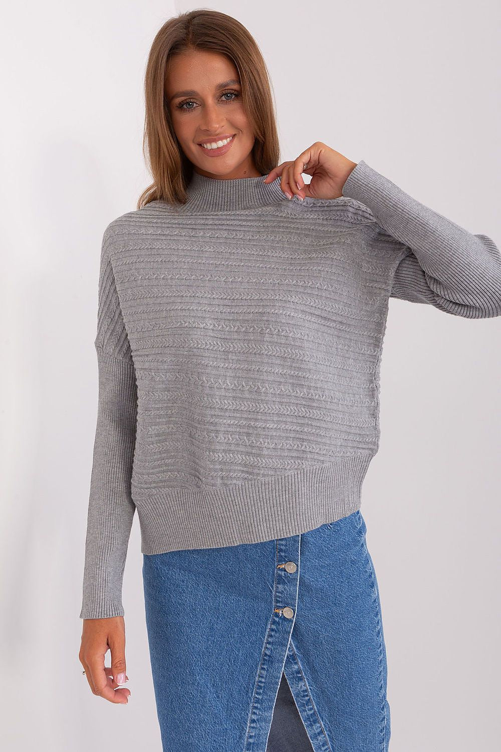  Pulover model 186566 AT 