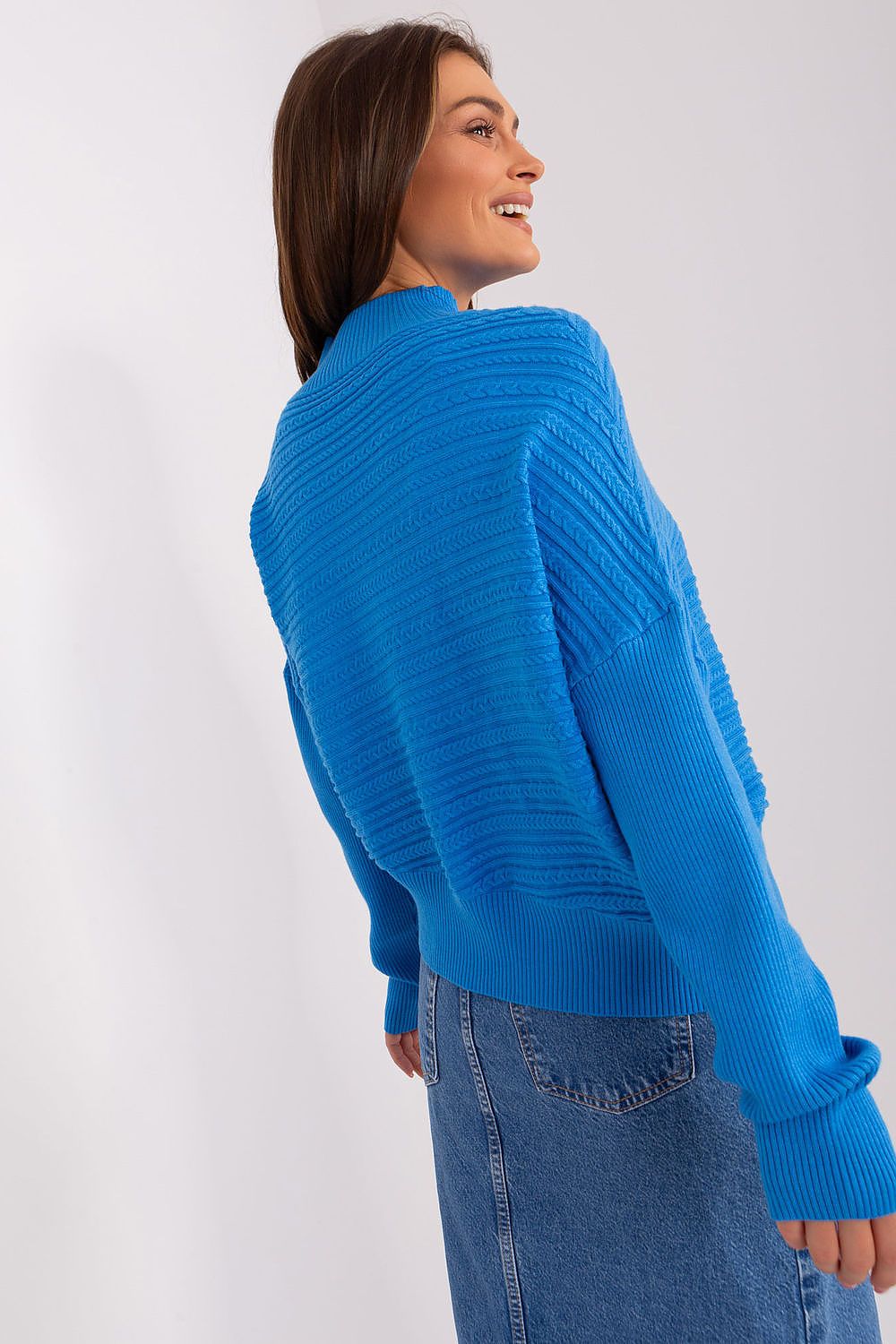  Pulover model 186570 AT 