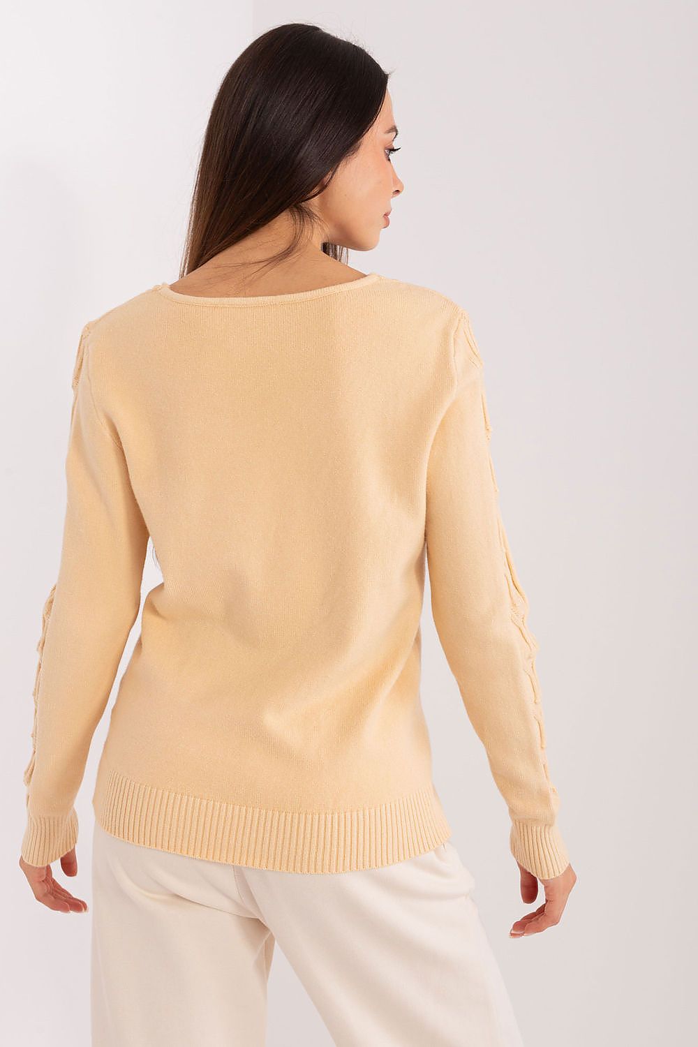  Pulover model 186575 AT 